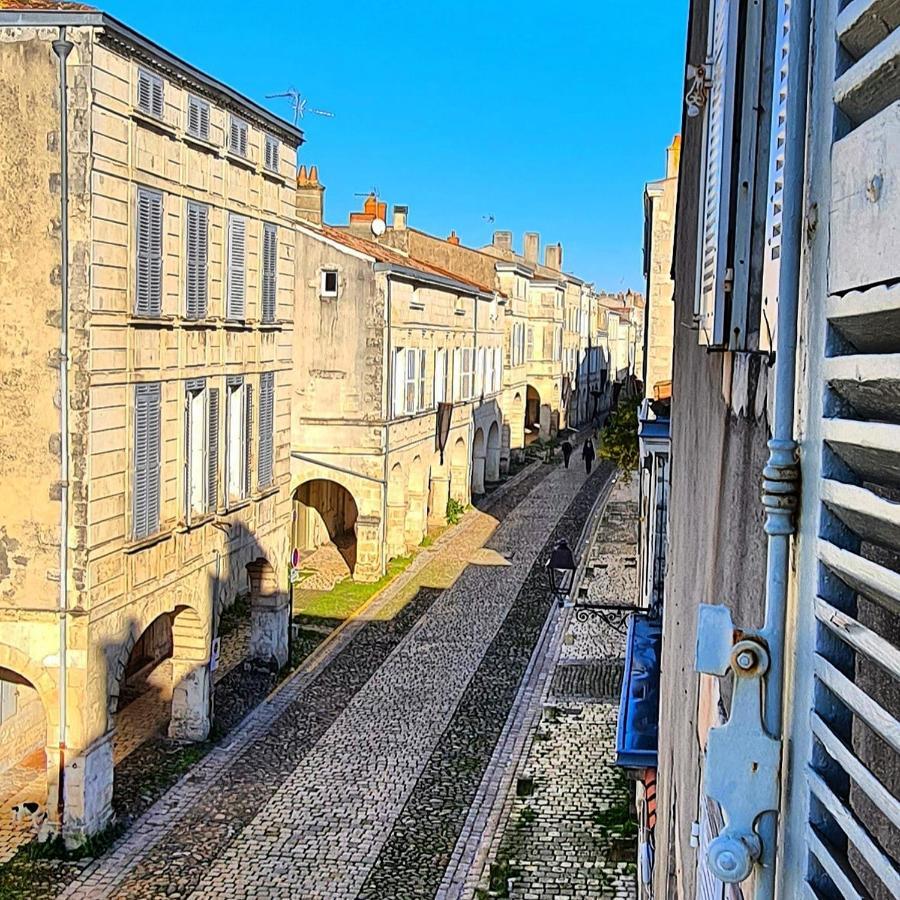 La Belle Amarre-Bed And Breakfast-Maison D'Hotes La Rochelle  Zewnętrze zdjęcie